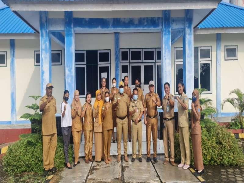 Kegiatan Apel ASN Dinkes Biak