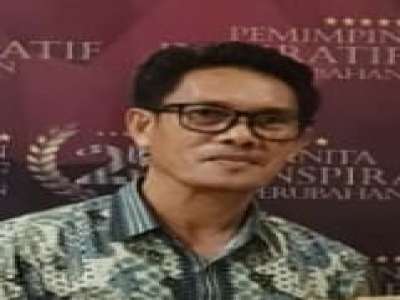 ESAU  LEUNUFNA, AKSL  